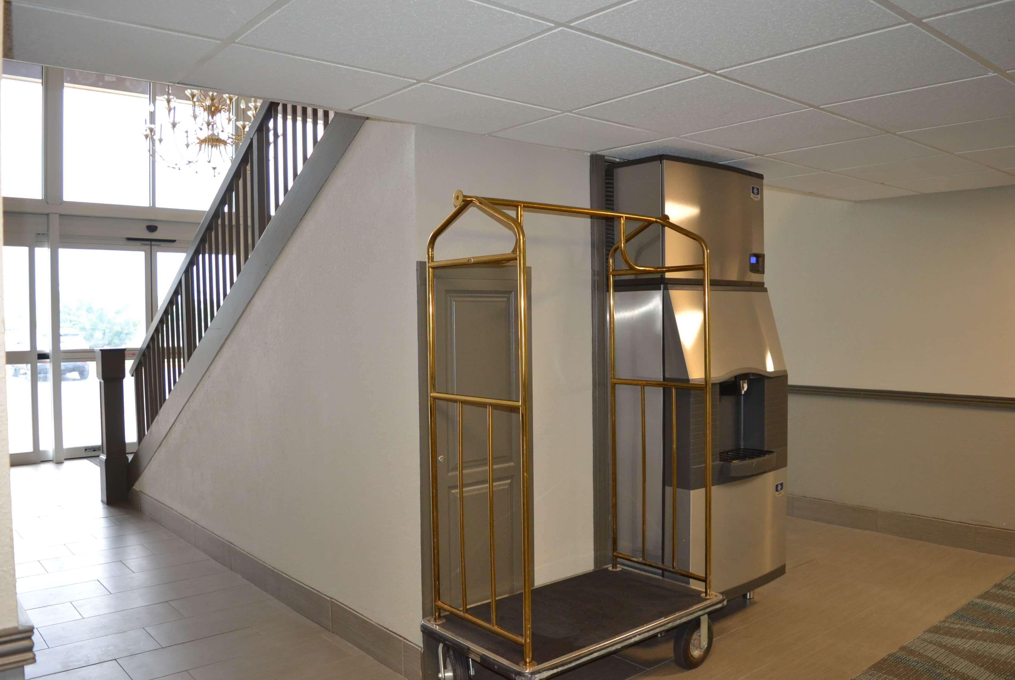 Hotel Baymont By Wyndham Effingham Extérieur photo