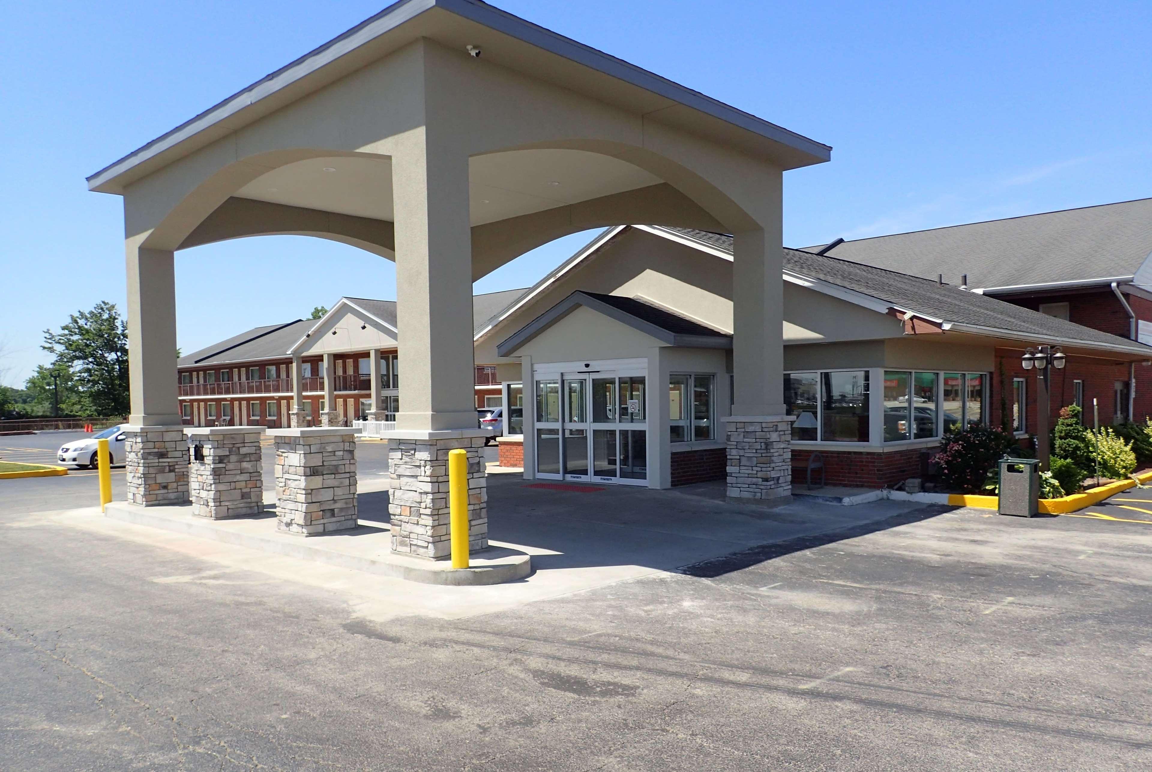 Hotel Baymont By Wyndham Effingham Extérieur photo