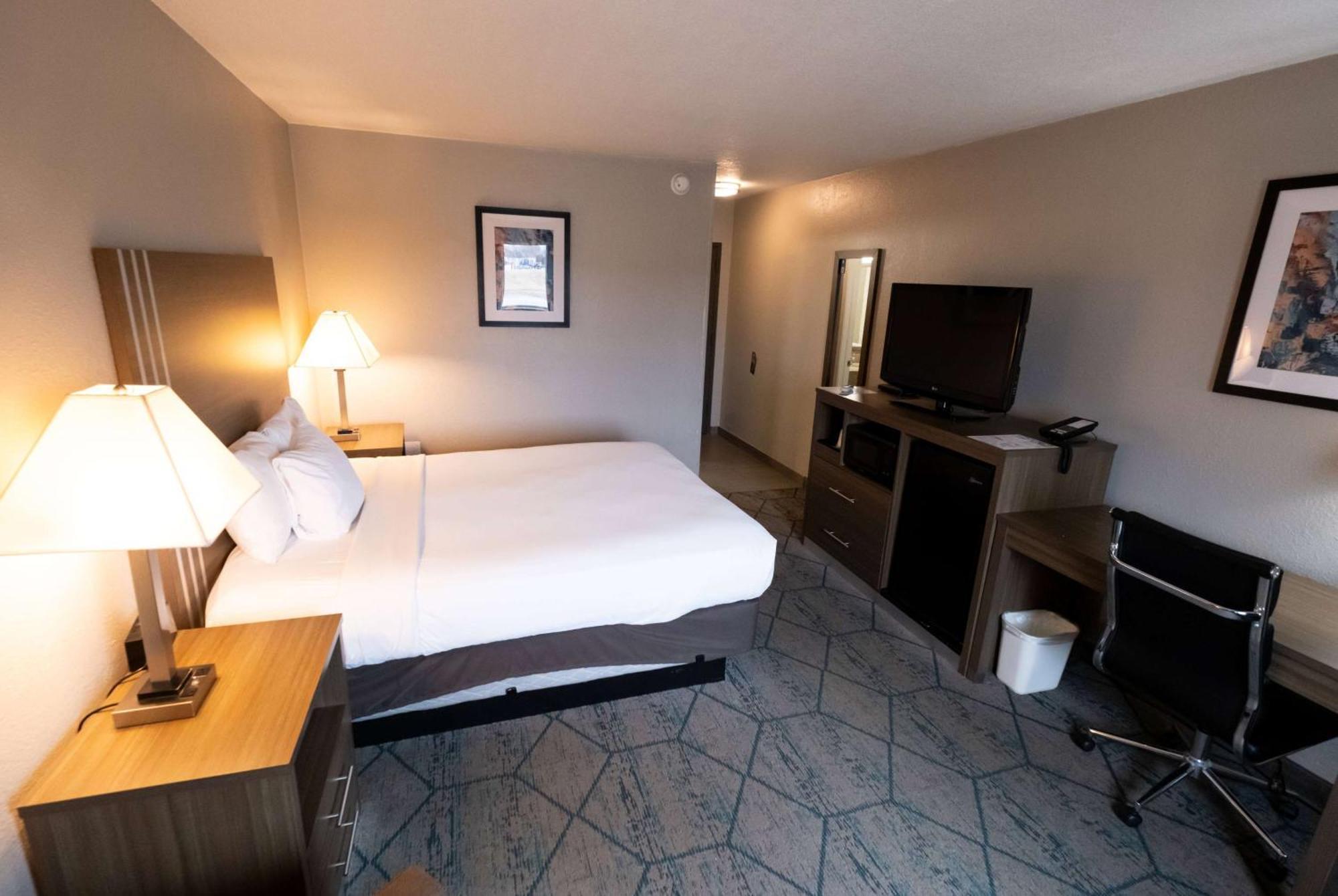 Hotel Baymont By Wyndham Effingham Extérieur photo